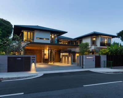 Main Boulevard 2 Kanal House For Sale