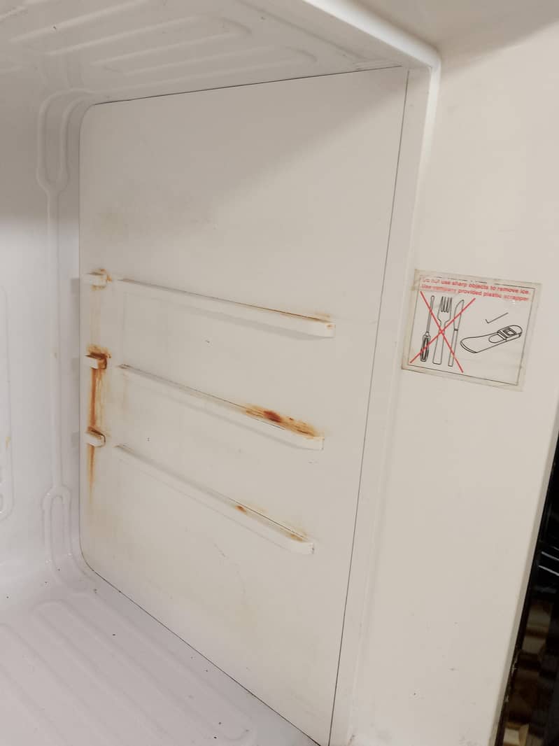 Orient Fridge 9