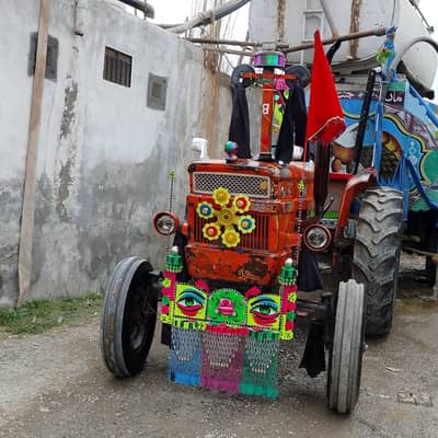 new tyre 4 new btre full okay Tractor