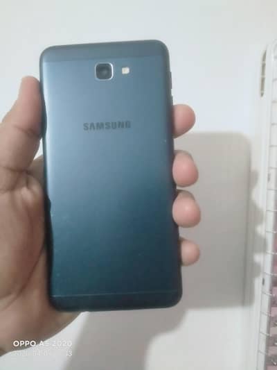 Samsung Galaxy j7 prime