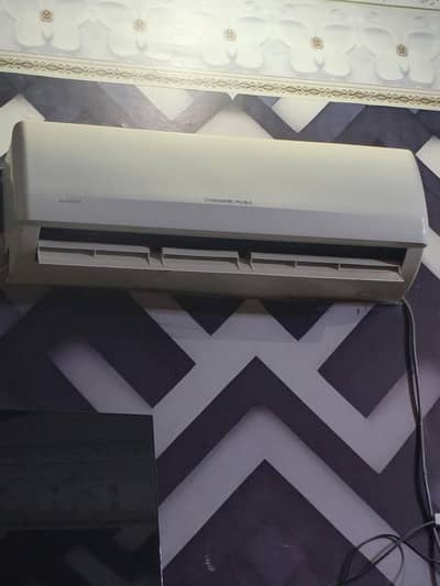 1.5 ton invertor ac  sale only 55000