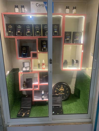 Need staff male/female for office working