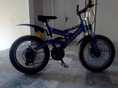 Roman mountain bike with mountain tyres, dual gear system & susepnsion