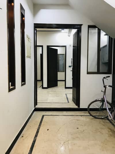 400 Yards Portion Available On Rent