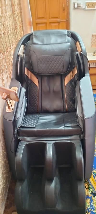Luxury Full-Body Zero Gravity Massage Chair