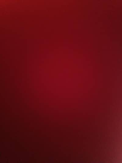 WE NEED A GIRL FOR JOB SALARY 40 SE 50 K