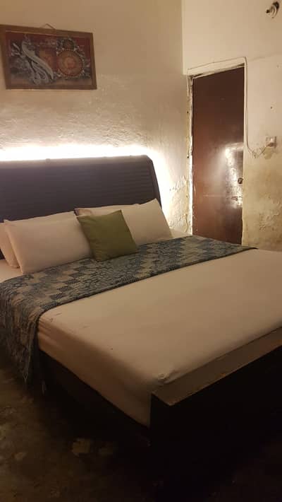 “Premium Quality Bed – Strong & Durab