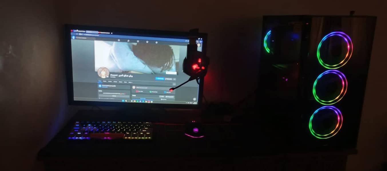 Monitor+keyboard+headset+mouse gaming 5