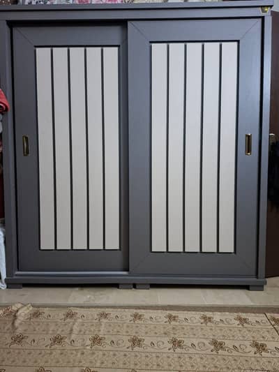 Dubble Door Almari and dressing