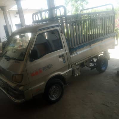 Suzuki (Kalash Super carry)