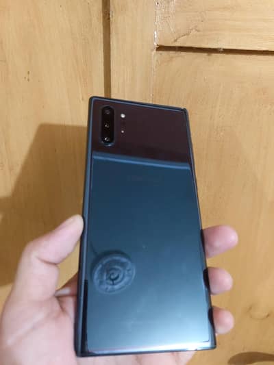 5 MONTHS USED,10/10 CONDITION,RAM:8,ROM:256