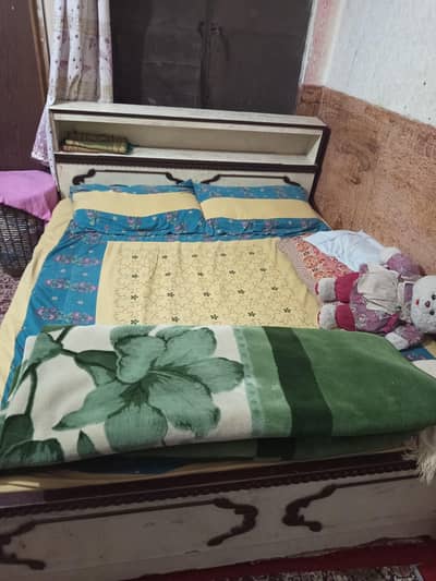 bed +mattress ke sath