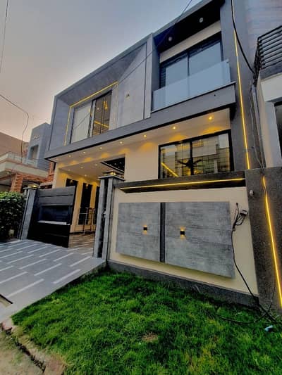 8 Marla Luxury House River Garden