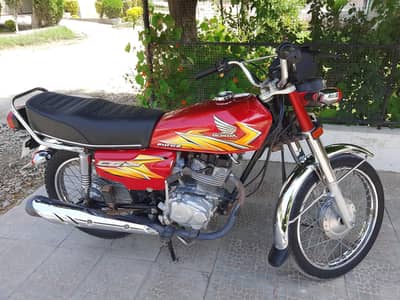 Honda for sale contact no 03704110060