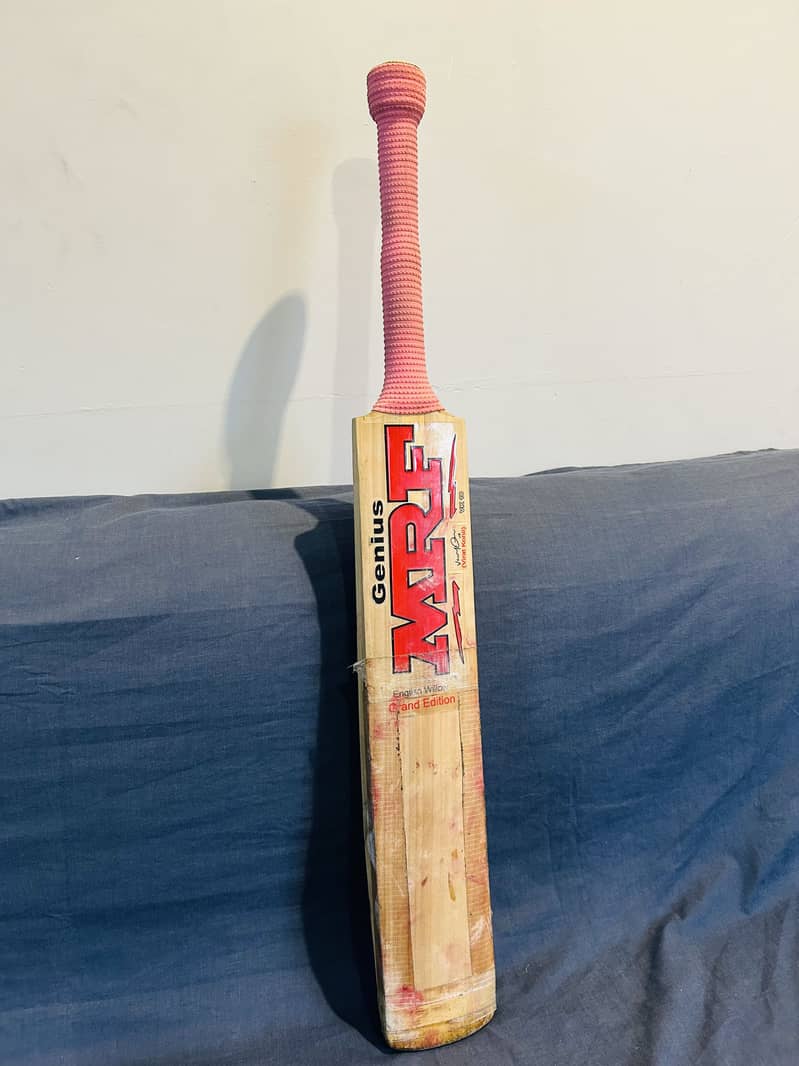 Cricket Bat 4