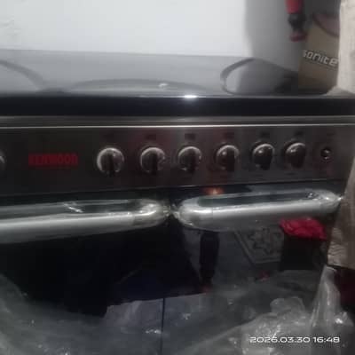 Cooking range gas oven