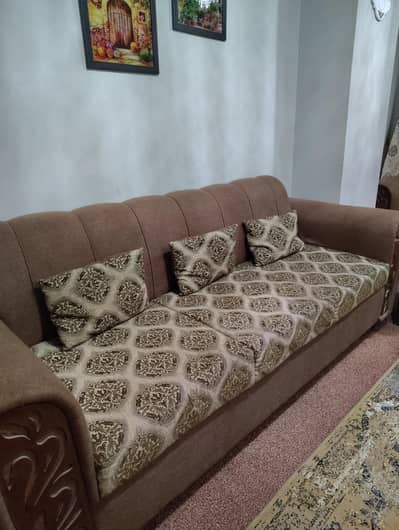 Sofa 7 seater with table