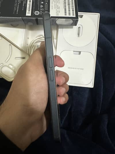 Nothing phone 2 256gb with complete box