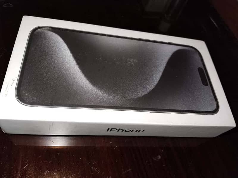 Android-based iPhone 15 pro max style 2