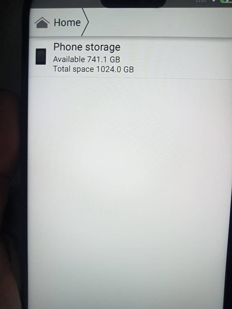 Android-based iPhone 15 pro max style 9