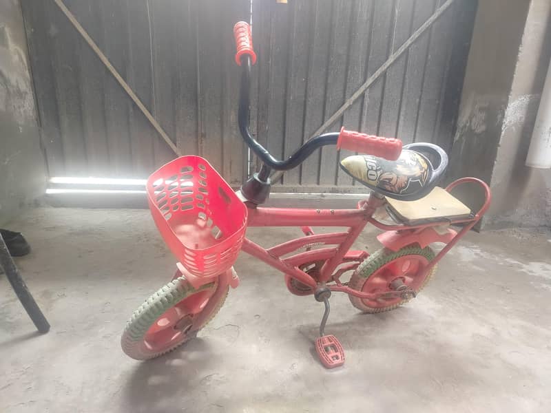 بچوں کی سائیکل اچھی حالت میں برائے فروخت 0