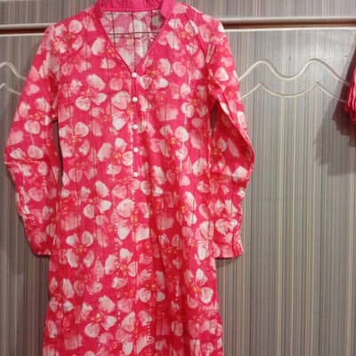 Brand New Customized Pink Floral Lawn Suits for Sale (2 Pieces)