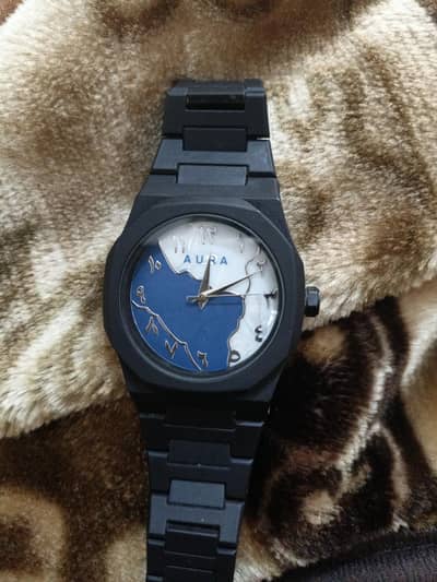 black aura trending watch