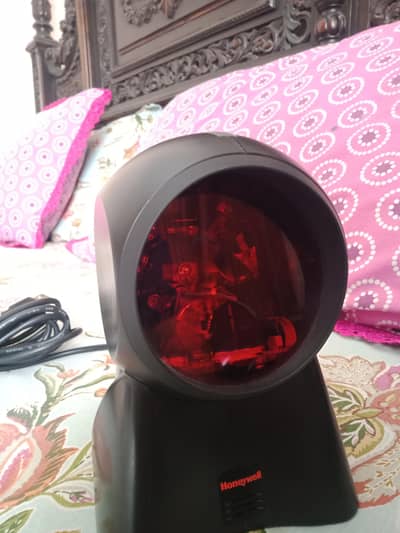 Honeywell scanning machine for shops. .