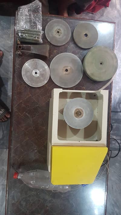 Gemstone cutter machine