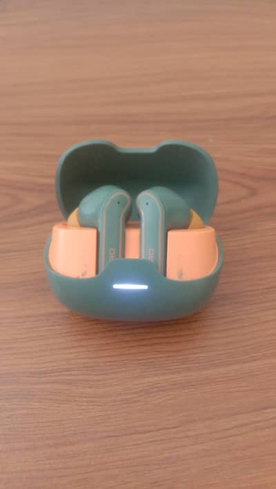 excellent voice quality airbuds