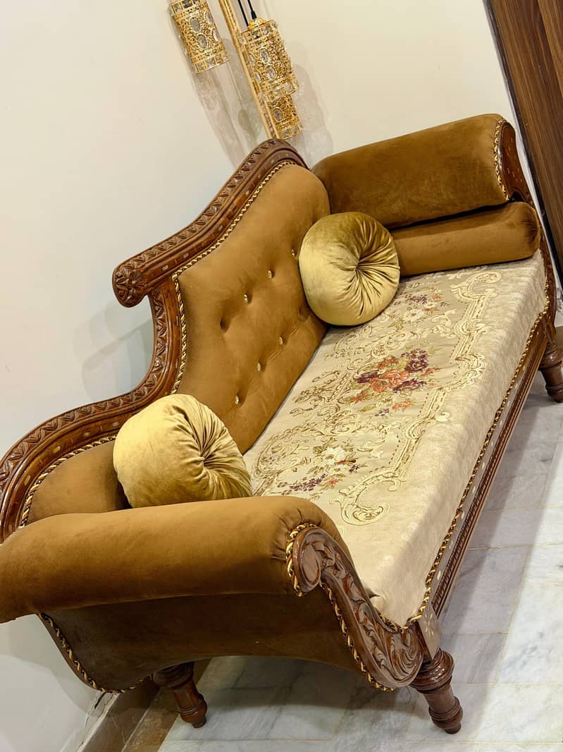 Dewan Sofa 4