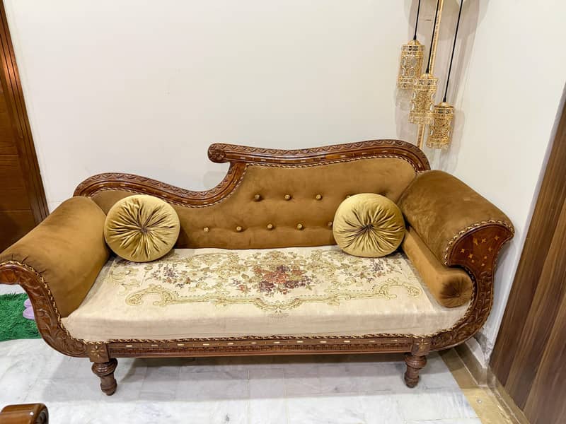 Dewan Sofa 6