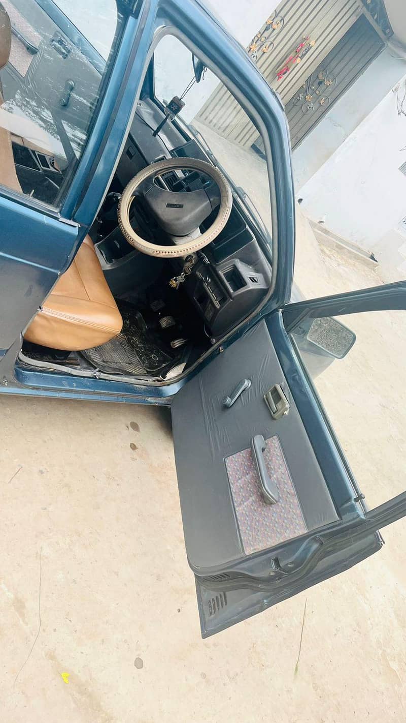 Suzuki mehran vxr 12