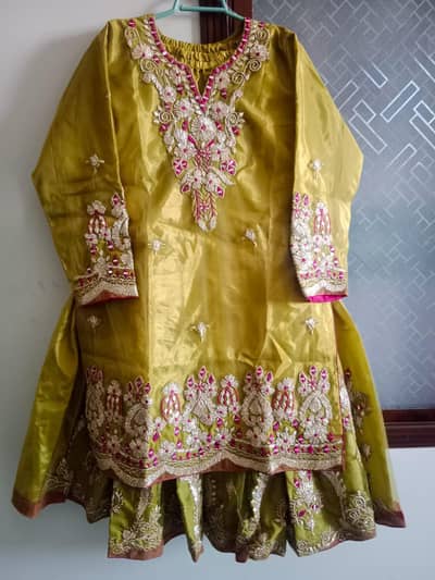 Grara Mehndi Suit – Traditional Wedding Wear