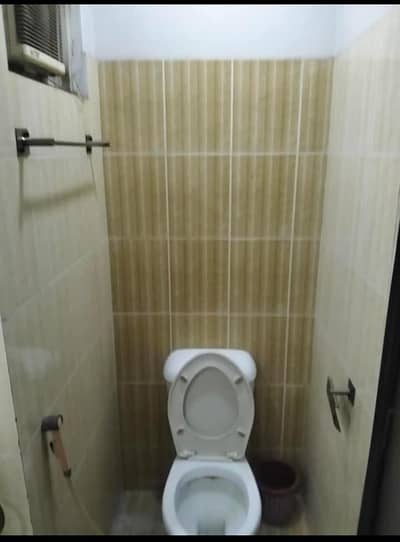 Flat Available for rent at jaranwala road Faisalabad