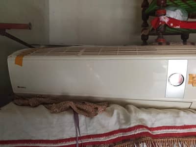 good condition in this Ac