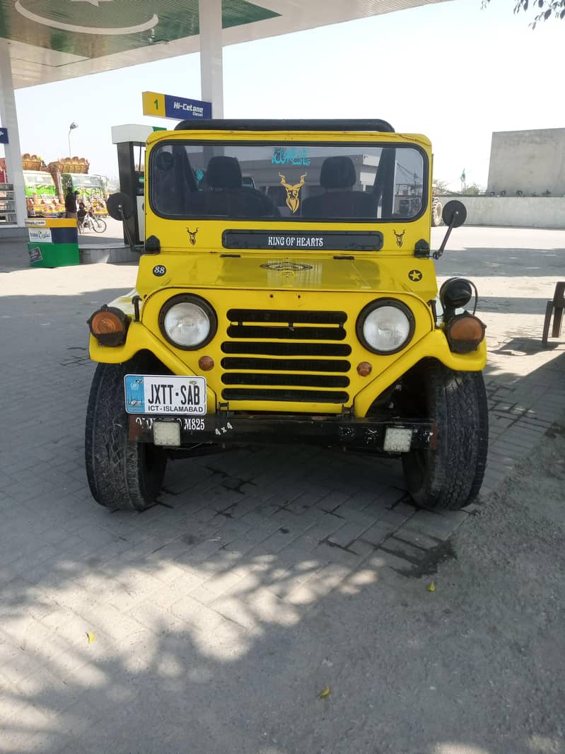 Commando Mutt Jeep 0