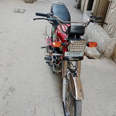 Honda CD 70 21/22 model lush condition just like new no work in engine
