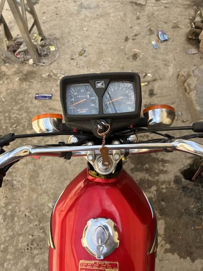 Honda cg 125 2024 model islamabad num complete documents 99 number
