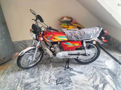Honda CG125 Red New