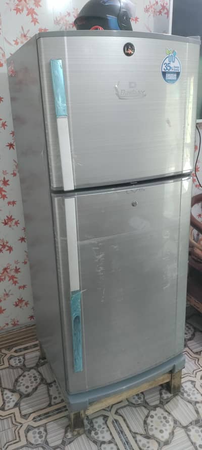 Dawlance fridge almost new condition