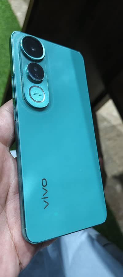 Vivo v50 lite 8/256 3 se 4 Mah Waranty