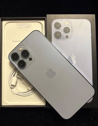 Iphone 13 pro max. Sierra blue colour
