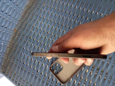 Appel I phone 12 pro. 128gb.  bh94.   water pack