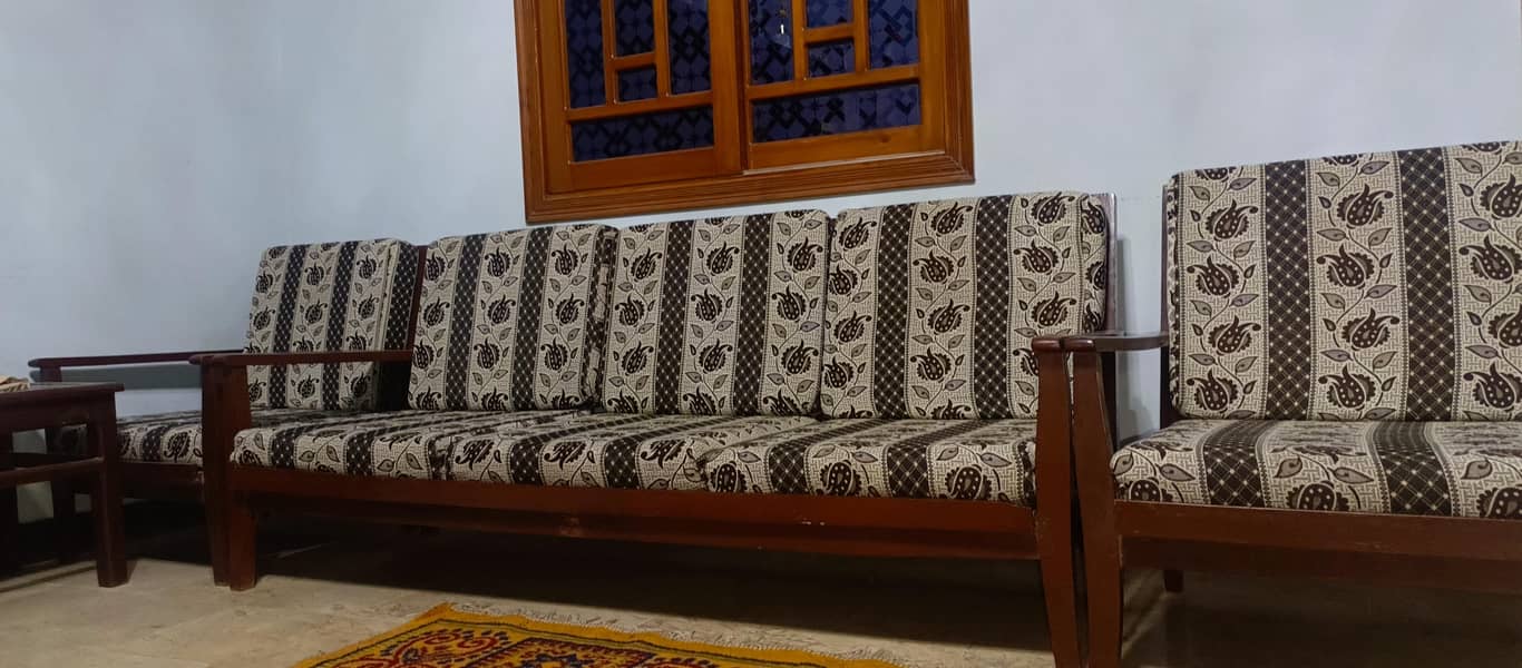 5 seater sofas with one small table 1