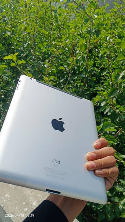 Apple ipad 2 available for sale