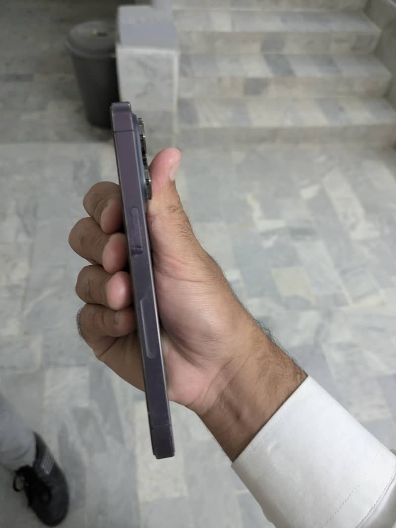 iphone 14 pro 1