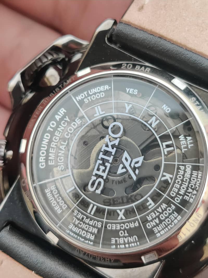 SEIKO AUTOMATIC WATCH 1