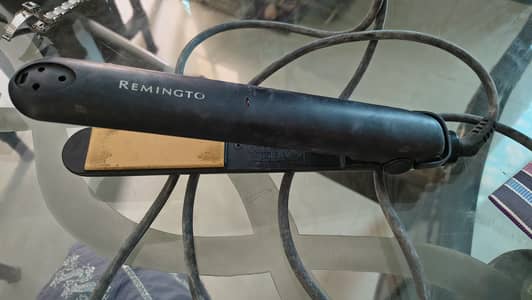 REMINGTON Hair Straightener for SALE!