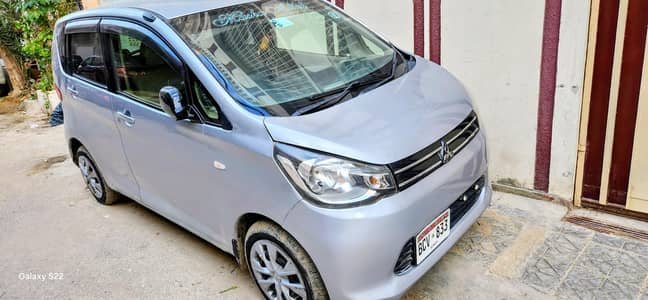 mitsubishi ek wagan 2013/15 nissan days shp urgent sale.